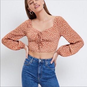 LA HEARTS Long Sleeve Tie Front Top